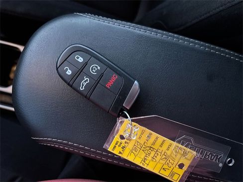 Used 2022 Jeep Renegade Sport image 29