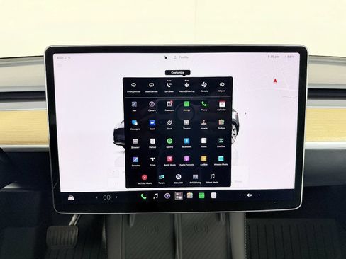Used 2023 Tesla Model Y Long Range AWD/4WD image 62