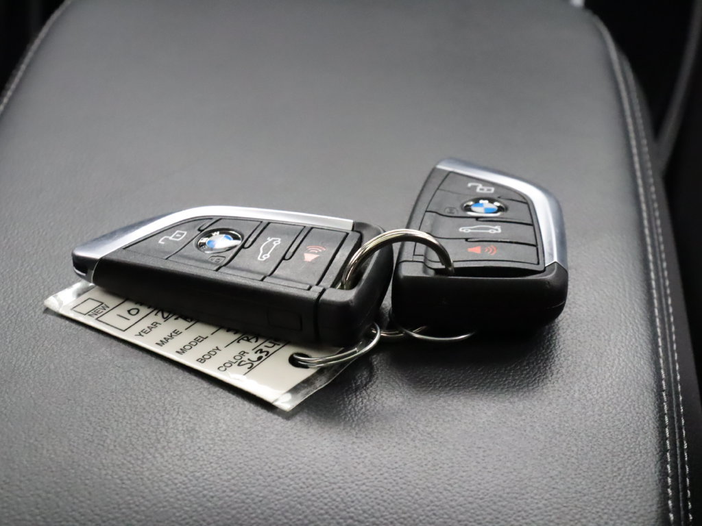 Used 2023 BMW X4 xDrive30i w/ Premium Package AWD/4WD image 19