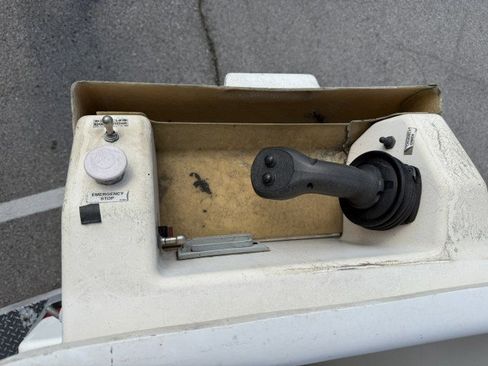 Used 2016 Mercedes-Benz Sprinter 3500 image 25