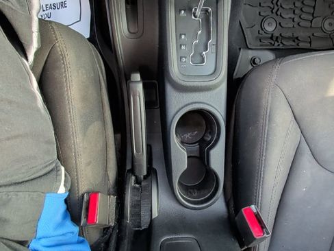 Certified 2018 Jeep Wrangler Unlimited Sport S image 22