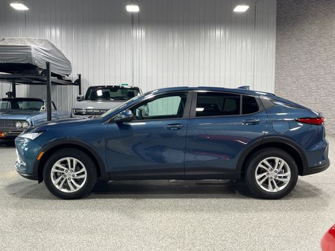 New 2026 Buick Envista Preferred w/ Convenience I Package image 2