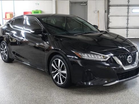 Used 2022 Nissan Maxima SV w/ Floor Mat Group FWD image 1