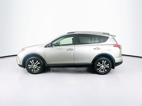 Used 2017 Toyota RAV4 LE w/ All Weather Liner Package FWD image 4
