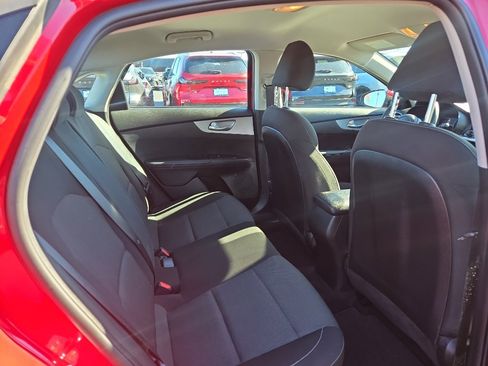 Used 2023 Kia Forte LXS FWD image 17