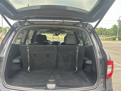 Used 2021 Honda Pilot Touring image 15