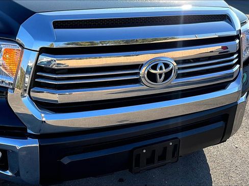 Used 2016 Toyota Tundra SR5 w/ TRD Off Road Package image 26