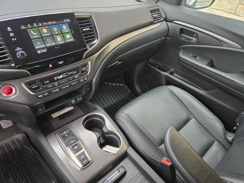 Used 2021 Honda Pilot Special Edition image 15
