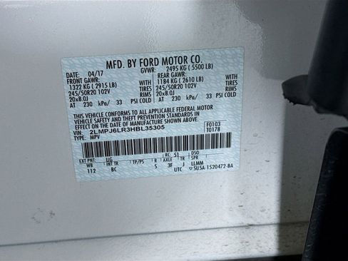 Used 2017 Lincoln MKX Reserve FWD image 34