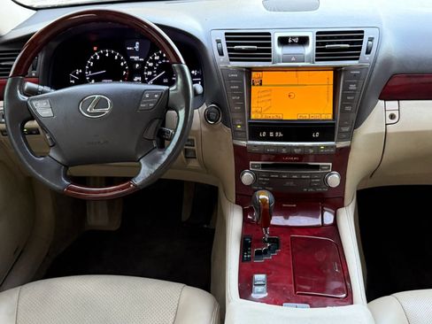 Used 2010 Lexus LS 460 L RWD image 13
