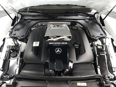 Used 2023 Mercedes-Benz SL 63 AMG 4MATIC w/ Driver Assistance Package image 38