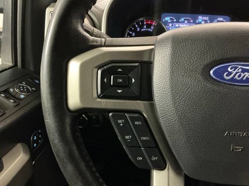 Used 2019 Ford F250 Lariat w/ Lariat Value Package AWD/4WD image 14