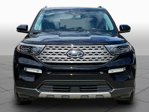 Used 2021 Ford Explorer Limited w/ Equipment Group 301A AWD/4WD image 4