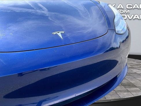 Used 2018 Tesla Model 3 Long Range AWD/4WD image 27