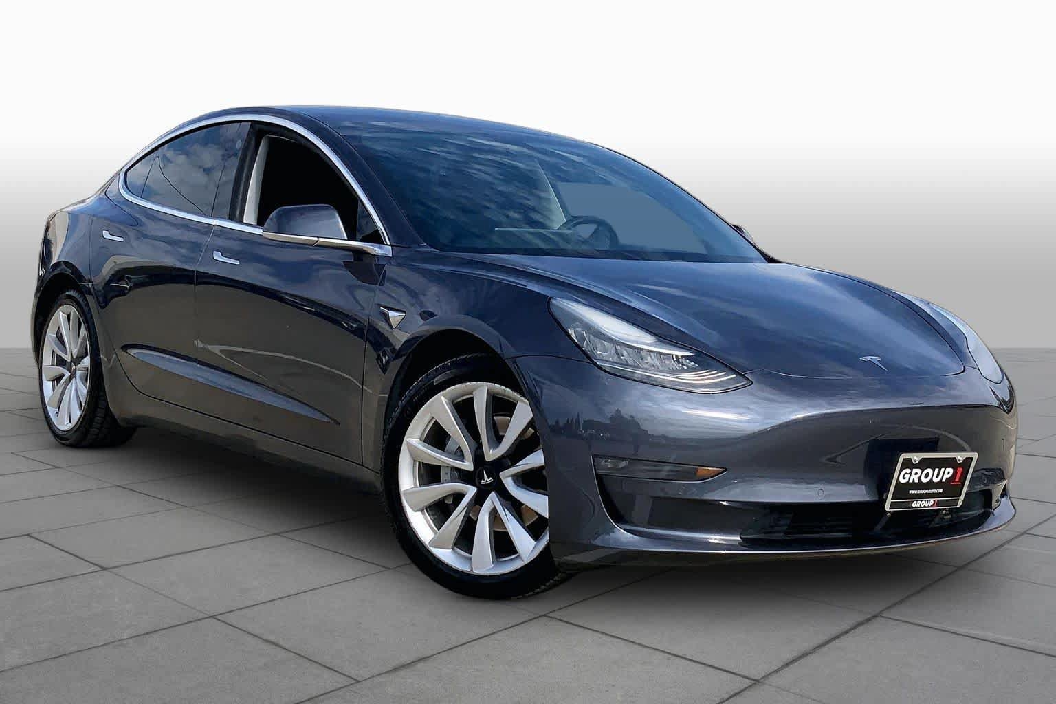 Used 2019 Tesla Model 3 Standard Range Plus RWD image 2