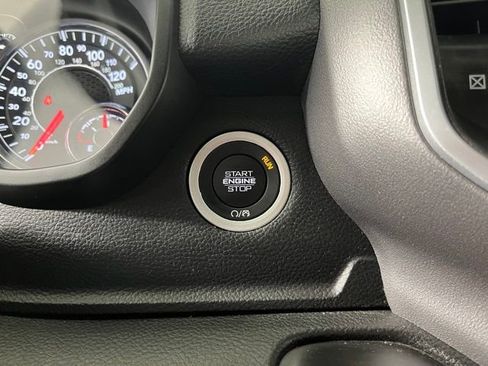 Used 2023 RAM 1500 Big Horn AWD/4WD image 23