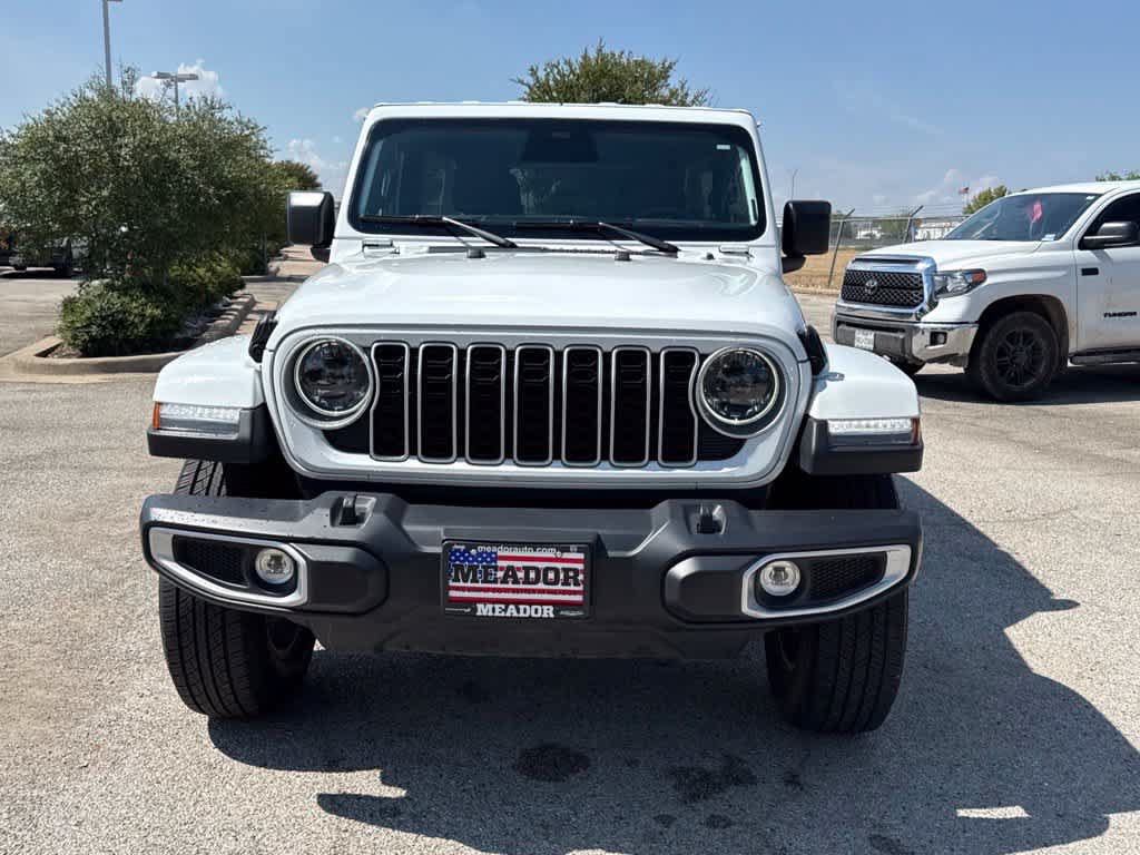 Used 2025 Jeep Wrangler Unlimited Sahara AWD/4WD image 8