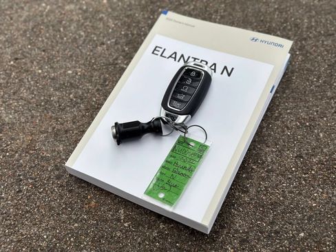 Used 2022 Hyundai Elantra N FWD image 20