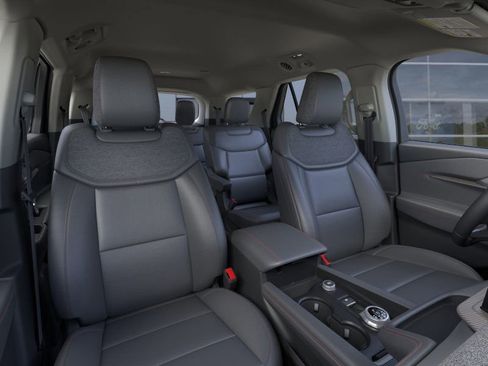 New 2025 Ford Explorer Active w/ Active Comfort Package image 10