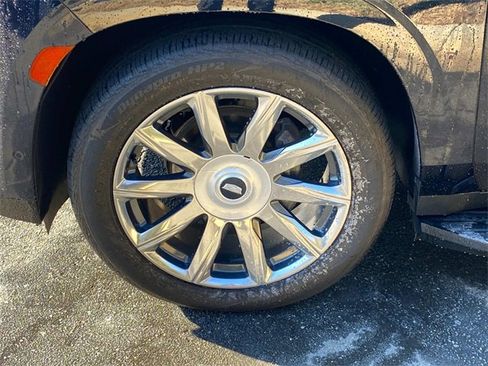 Used 2021 Cadillac Escalade Premium Luxury Platinum image 6