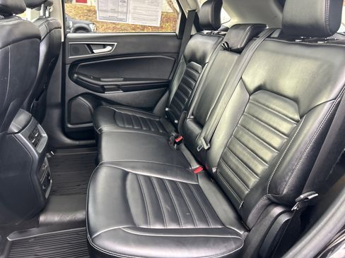Certified 2023 Ford Edge SEL w/ Convenience Package image 9