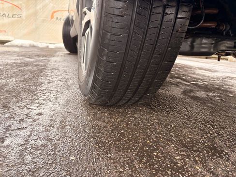 Used 2017 Toyota RAV4 XLE image 44