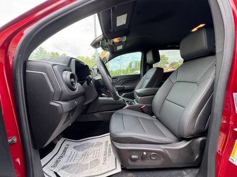 Used 2025 Chevrolet Colorado Trail Boss AWD/4WD image 10