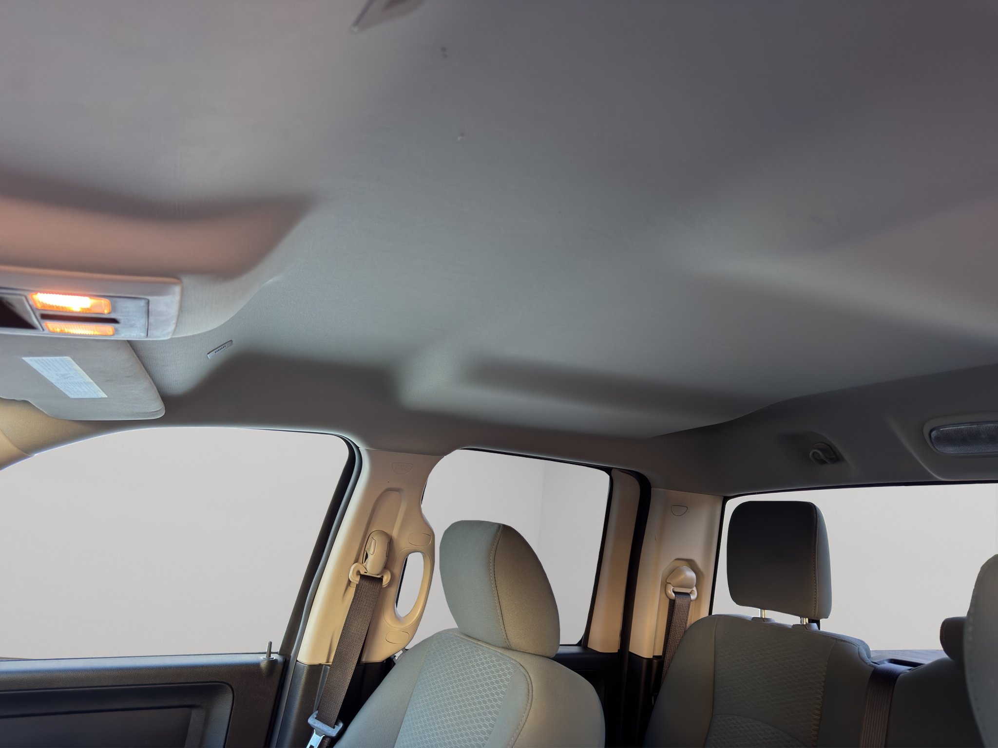 Used 2017 RAM 1500 Express AWD/4WD image 4