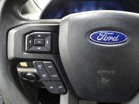 Used 2018 Ford F550 2WD Crew Cab Super Duty image 16