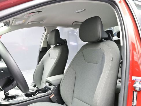 Used 2025 Kia K4 LXS image 14