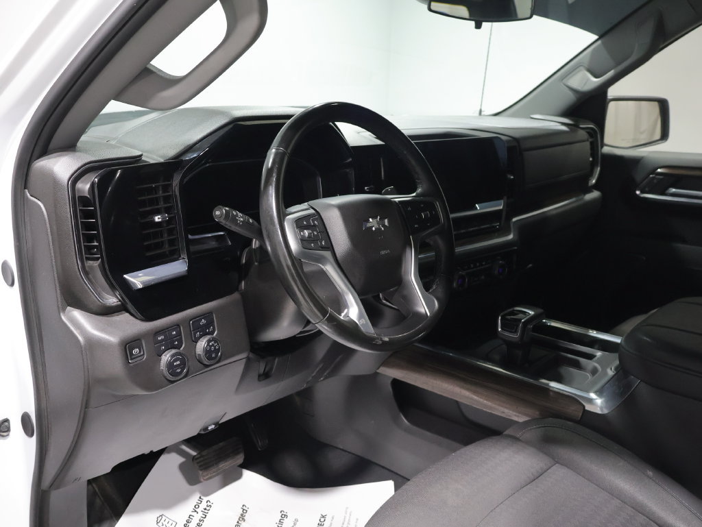 Used 2025 Chevrolet Silverado 1500 LT Trail Boss w/ Protection Package AWD/4WD image 12