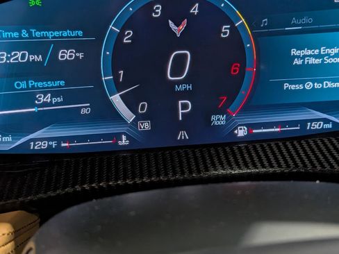 Used 2022 Chevrolet Corvette Stingray Premium Cpe w/ Z51 Performance Package image 9