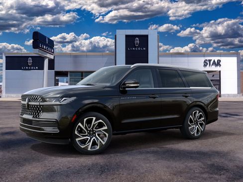 New 2027 Lincoln Navigator Black Label AWD/4WD image 1