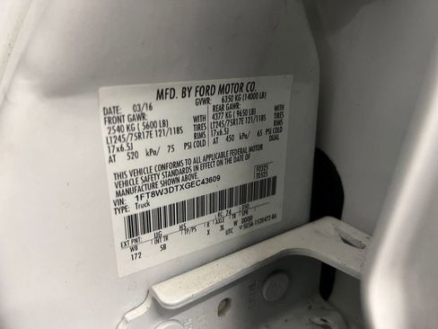 Used 2016 Ford F350 Lariat w/ Lariat Ultimate Package image 19