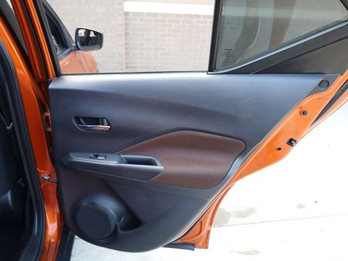 Used 2023 Nissan Kicks SR image 22