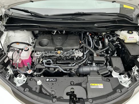 Used 2025 Toyota Sienna Platinum image 13