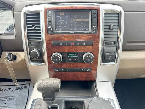 Used 2009 Dodge Ram 1500 Truck Laramie AWD/4WD image 17