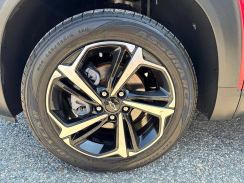 Used 2021 Chevrolet TrailBlazer RS w/ Sun and Liftgate Package AWD/4WD image 42