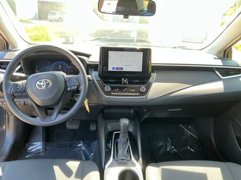 Used 2026 Toyota Corolla LE FWD image 12