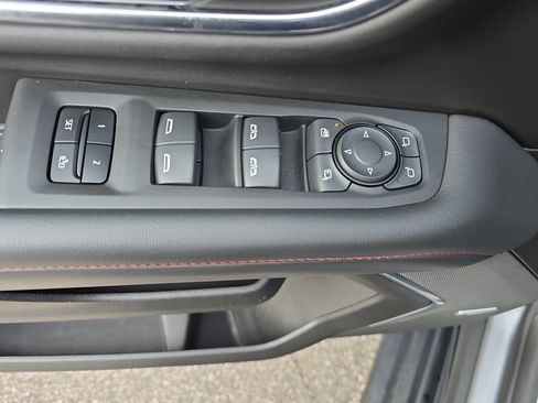 Used 2023 Chevrolet Tahoe RST w/ Luxury Package image 27