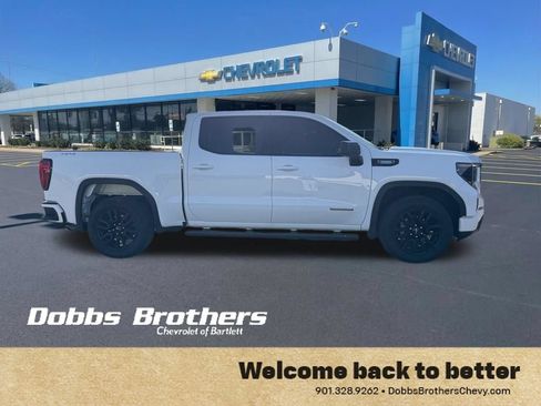 Used 2025 GMC Sierra 1500 Elevation AWD/4WD image 9