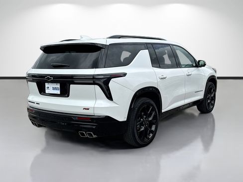 Used 2024 Chevrolet Traverse RS w/ LPO, Floor Liner Package AWD/4WD image 3