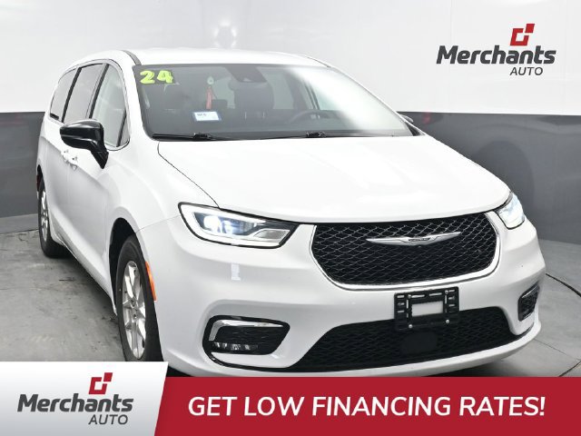 Used 2024 Chrysler Pacifica Touring-L FWD image 1