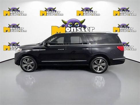 Used 2019 Lincoln Navigator L Reserve image 8