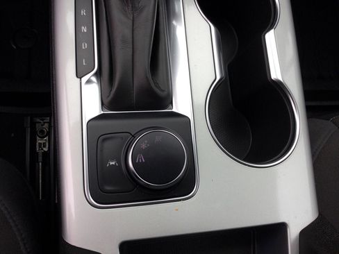 Used 2025 Chevrolet Blazer LT w/ Convenience Package image 22