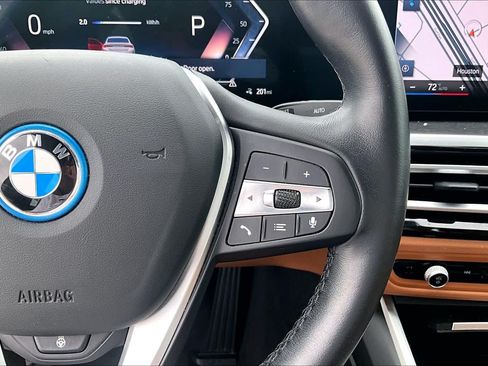 Used 2023 BMW i4 eDrive35 w/ Premium Package RWD image 21
