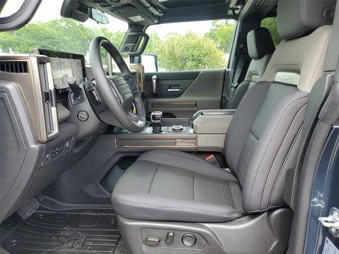 New 2025 GMC Hummer EV 3X w/ Battery Pack, 24 Module Pack image 32