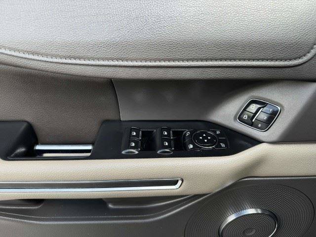 Used 2021 Ford Expedition XLT RWD image 19