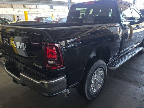 Used 2026 RAM 2500 Big Horn AWD/4WD image 4