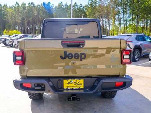 New 2026 Jeep Gladiator Willys AWD/4WD image 7